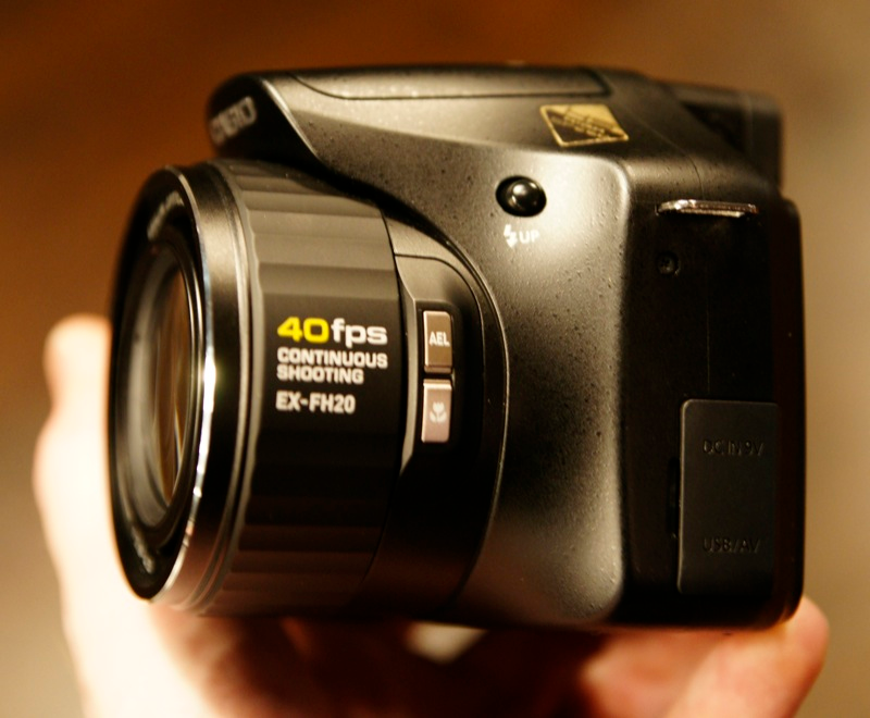 Illustration for article titled Casio EX-FH20 Budget Super Slow-Mo Camera Lightning Review